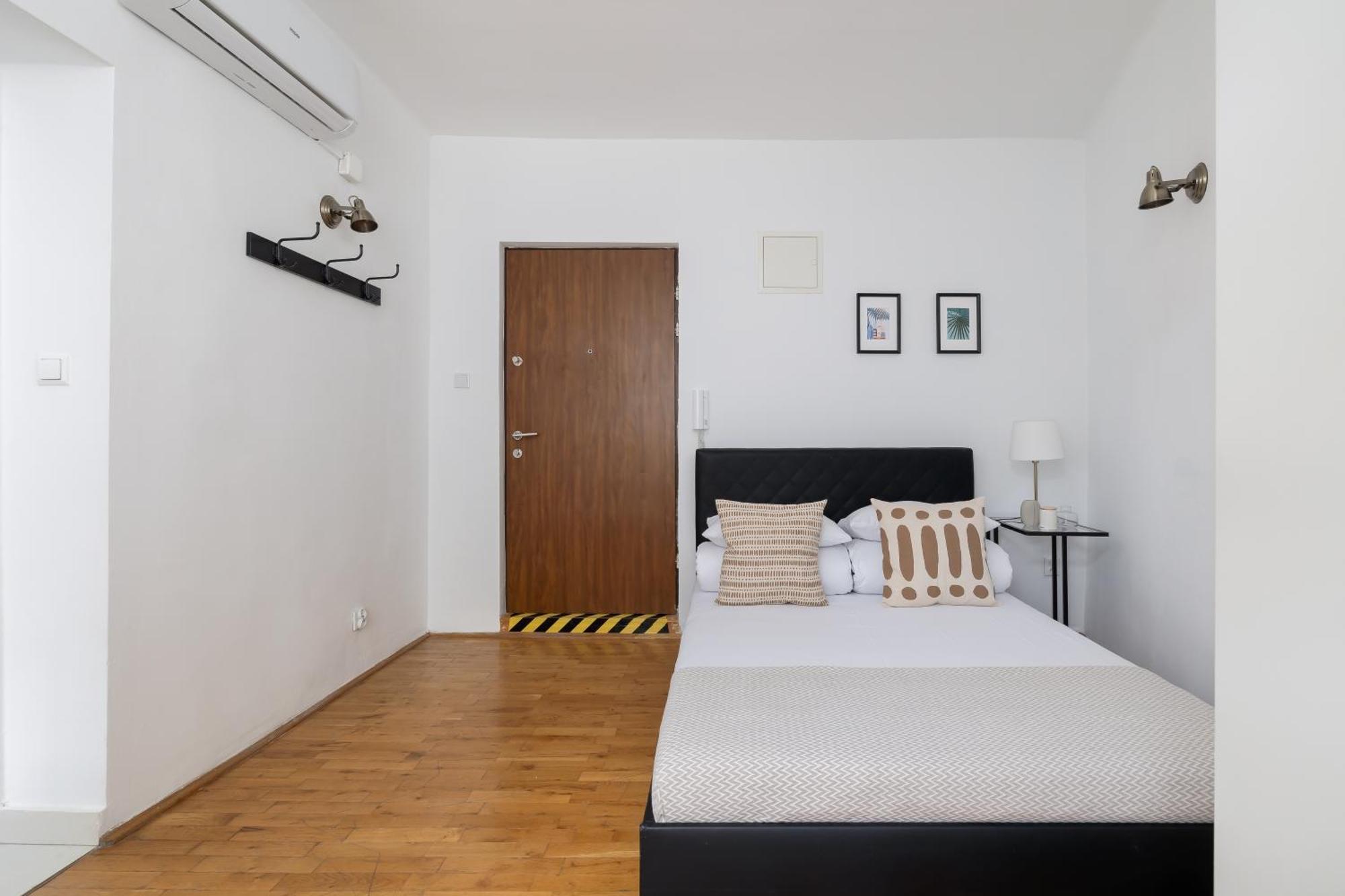 Studio Apartment With Ac - Dluga 65 Krasków Εξωτερικό φωτογραφία