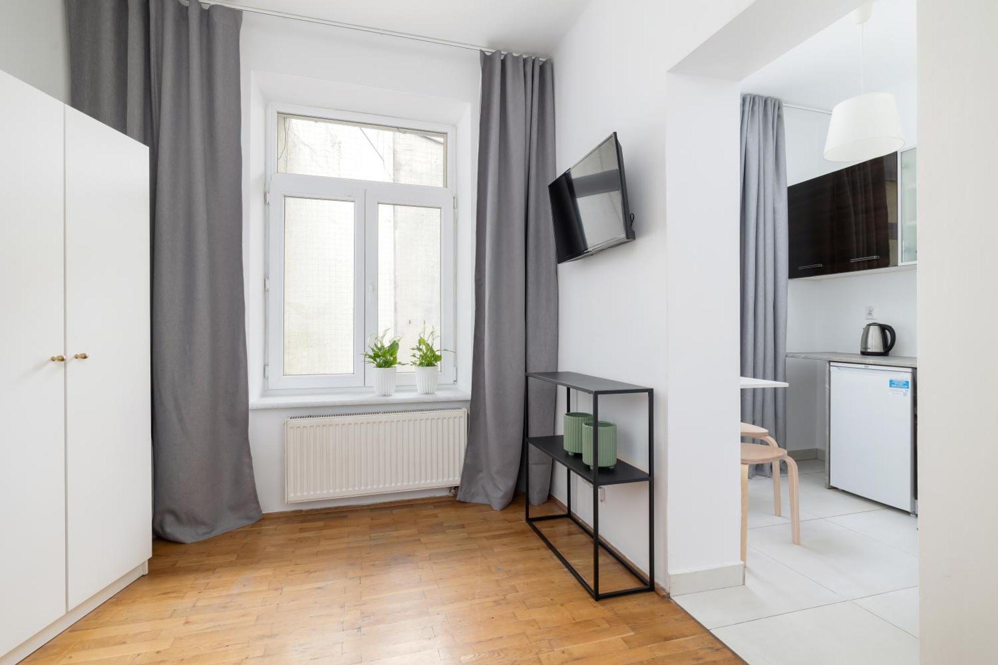 Studio Apartment With Ac - Dluga 65 Krasków Εξωτερικό φωτογραφία